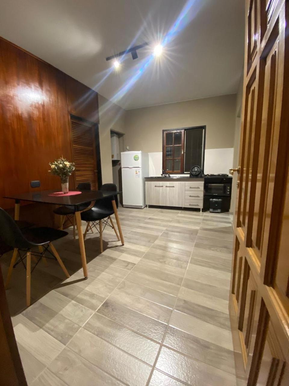 Wines Bs As 381 Apartamento Mendoza